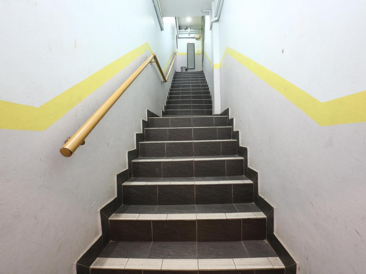 Oyo 89452 Best Eastern Hotel Kota Bharu Zewnętrze zdjęcie